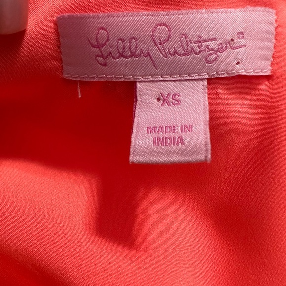 Lilly Pulitzer pink dress with gold detail. Completely lined. XS. Super cute. - Picture 3 of 11